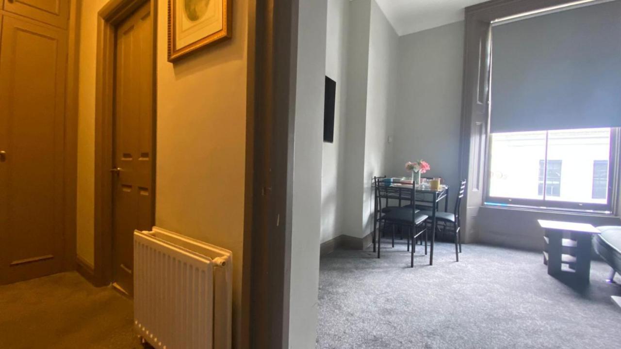 3 Notting Hill, Portobello Road-Amazing Location! London Bagian luar foto